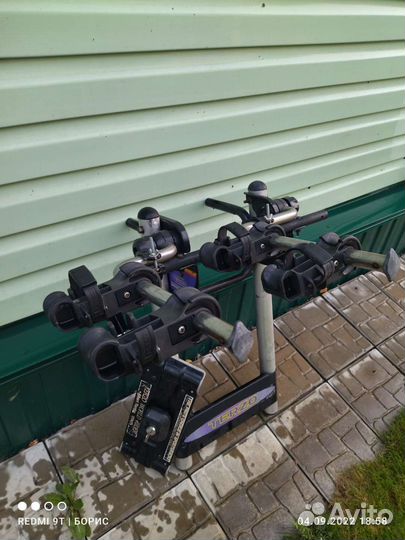 Багажник для велосипеда на заднюю дверь