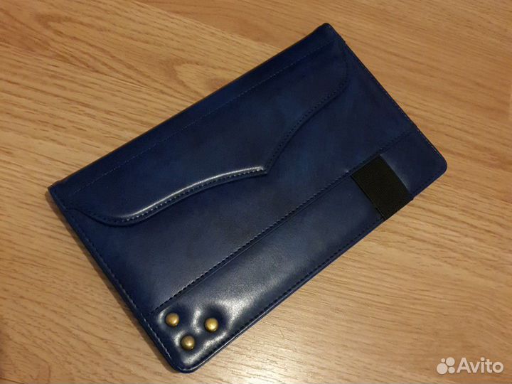 Продам чехол на планшет Huawei MediaPad M5 8,4