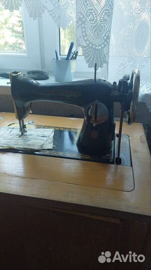 Швейная машинка