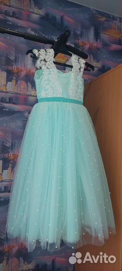 Нарядное платье для девочки 122 128