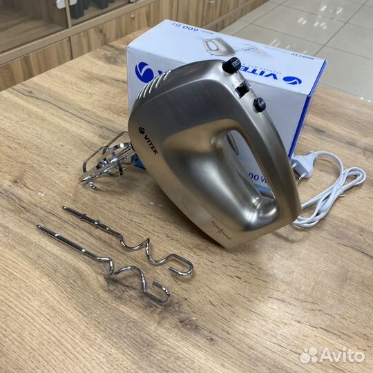 Миксер Vitek VT-1422