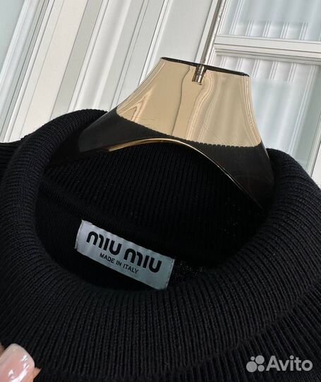 Стильная кофта Miu Miu