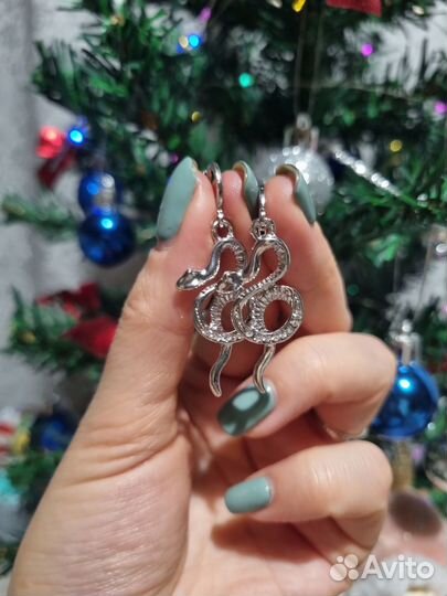 Серьги символ года