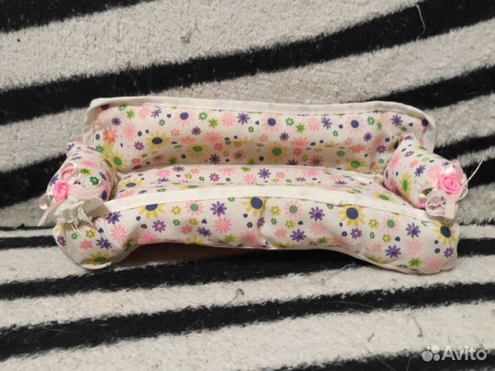 Мебель для кукольного домика