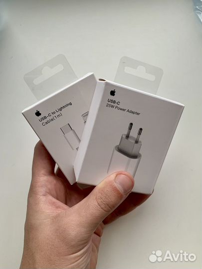 Зарядное устройство Apple USB-C