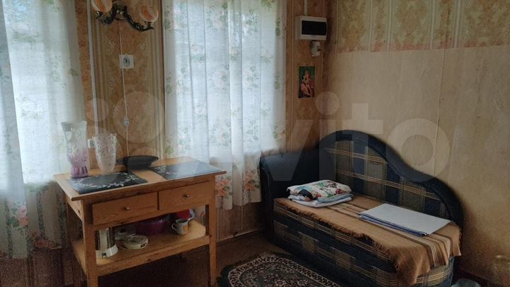 Дом 20 м² на участке 9 сот.