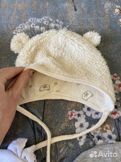 Шапки, чепчики для малыша