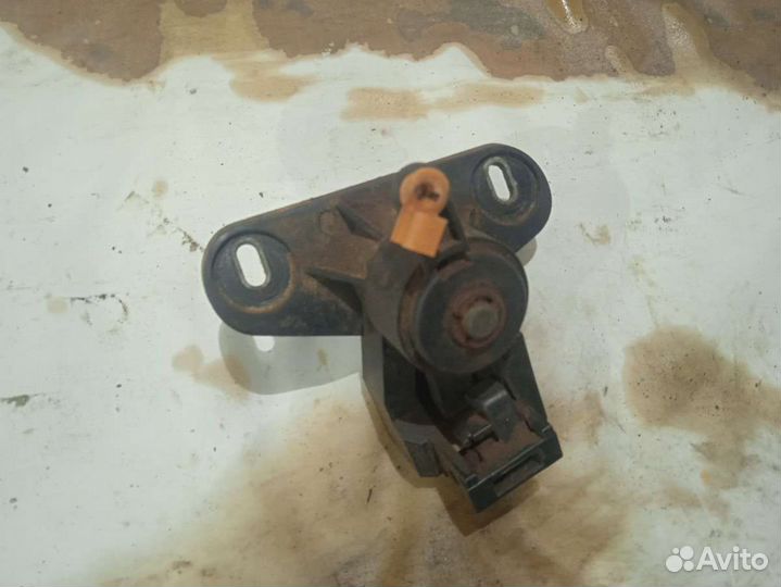 Кнопка открытия багажника opel vectra b nn