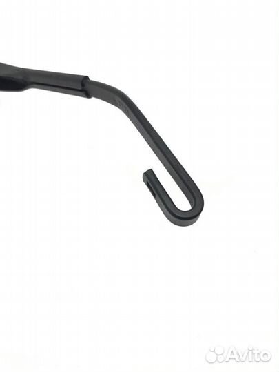 Поводок стеклоочистителя правый Kia Soul G4FC 2010