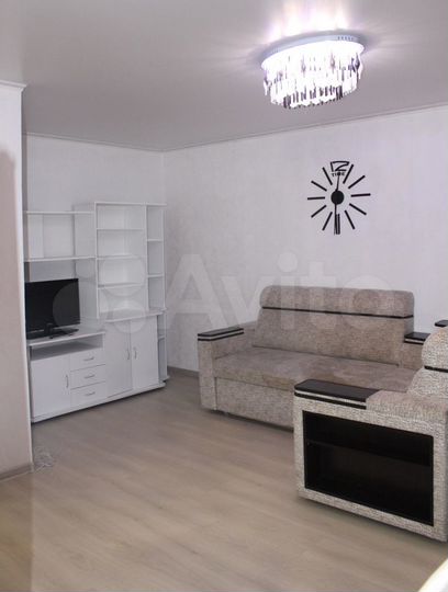 2-к. квартира, 45 м², 5/5 эт.