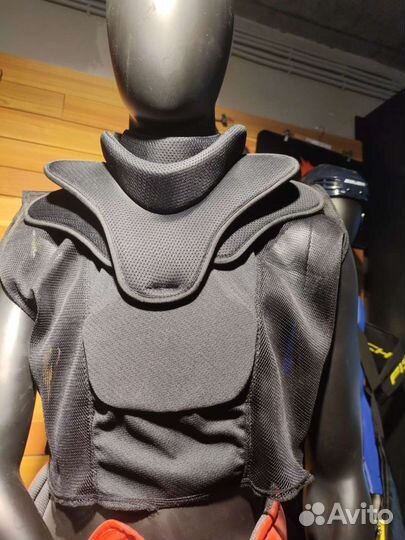 Вратарская защита шеи с майкой Sr