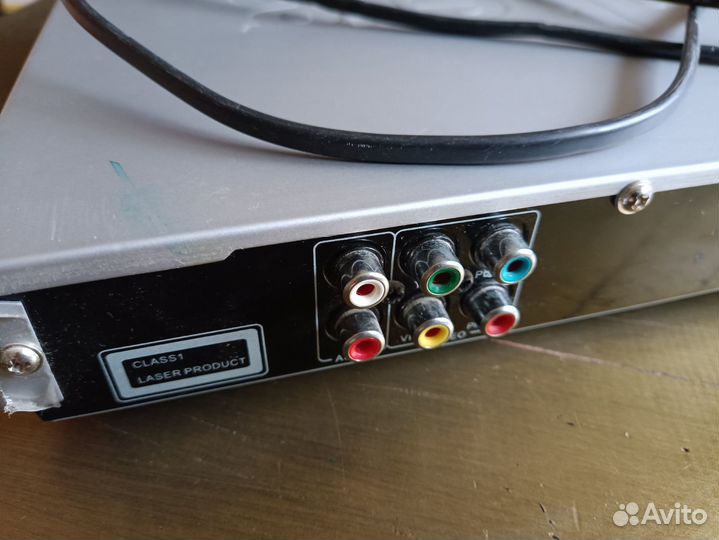 DVD плеер Elenberg