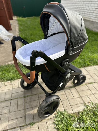 Коляска Verdi futuro 3 в 1