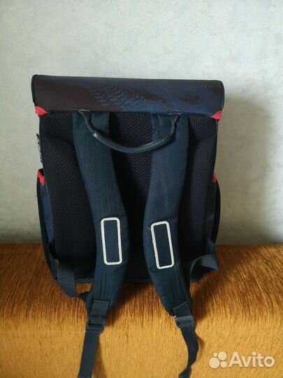 Школьный рюкзак