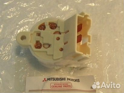 Контактная группа замка зажигания Митсубиси
