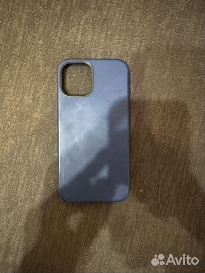 Чехол на iPhone 12