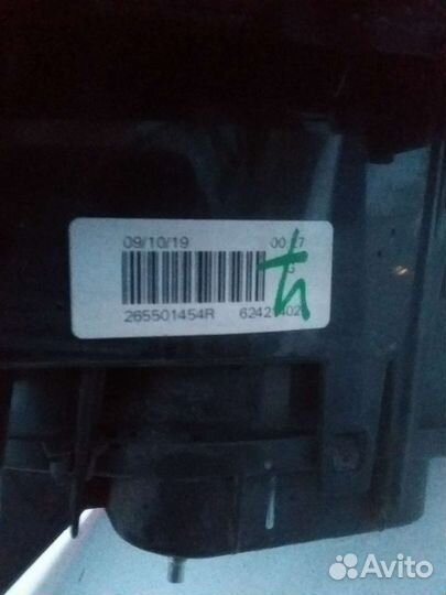 Renault logan 2 фонарь задний правый