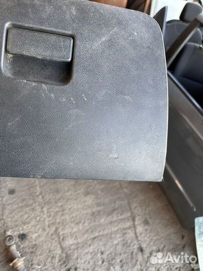 Бардачок Geely Emgrand Ec7 EC7