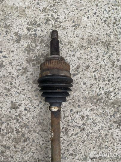 Привод передний левый Kia Rio 1 до 2005 г