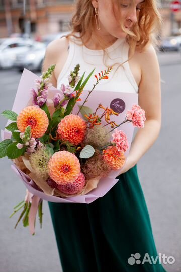 Администратор в цветочный магазин