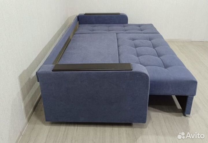 Диван угловой бриз