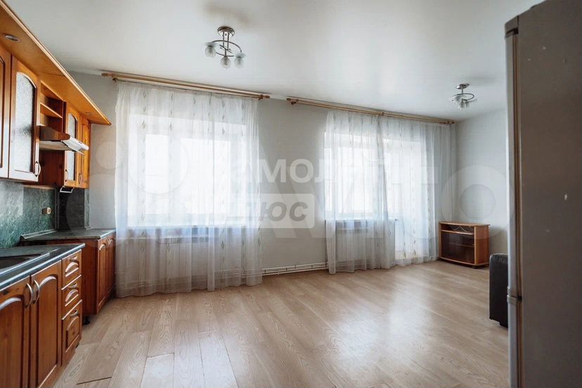 3-к. квартира, 74 м², 4/4 эт.