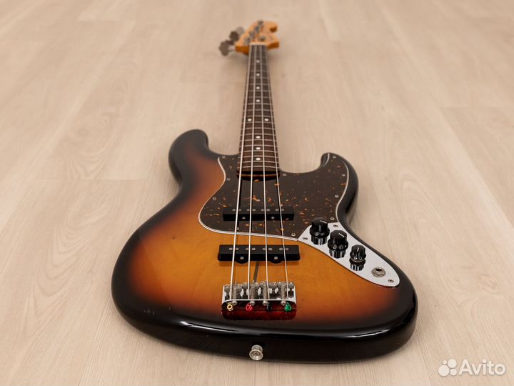 Бас-гитара Fender Jazz Bass 1962 Vintage Reissue J
