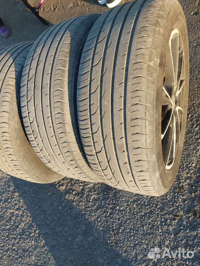 Continental ContiPremiumContact 2 215/55 R17