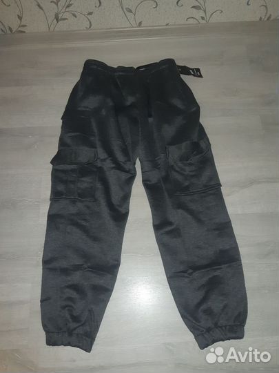 Штаны новые на флисе 58р