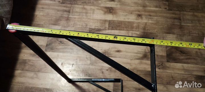 Турник настенный