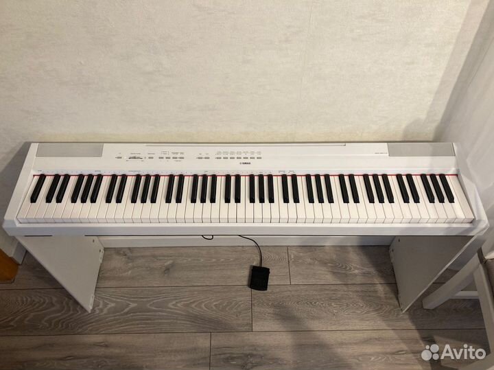 Yamaha P115WH