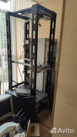 Серверная стойка
