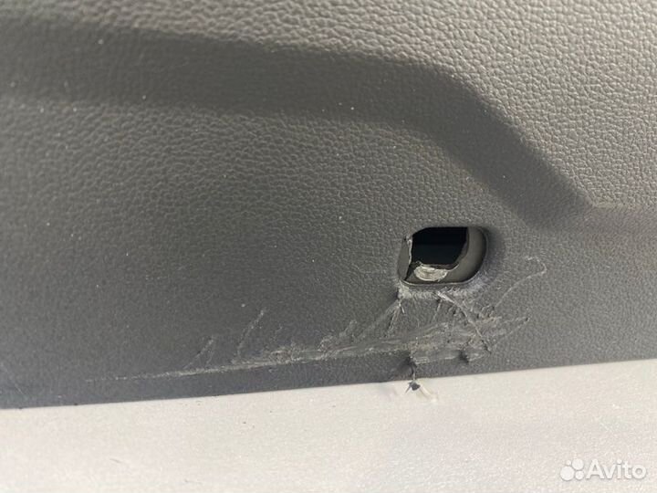 Консоль между сидений Renault Arkana LJC H4M 2019