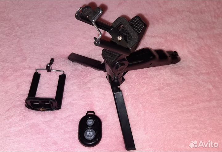 Штатив стабилизатор для съемки с пультом блютуз
