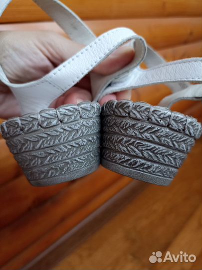 Босоножки, сандалии белые размер 39