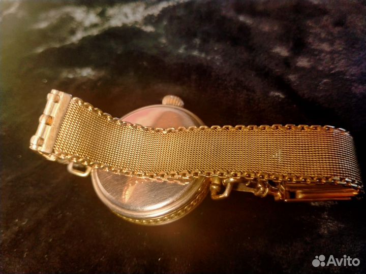 H.Moser Золотые антикварные часы