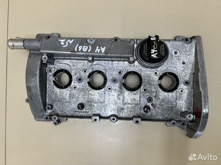 Клапанная крышка Audi A4 B6 1.8T AMB