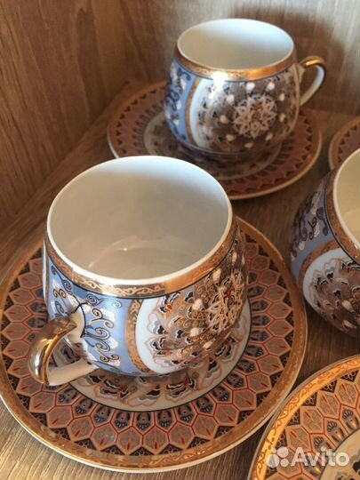 Чашки фарфоровые кофейные