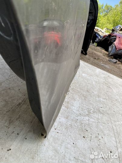 Lexus gs 300 задняя правая дверь