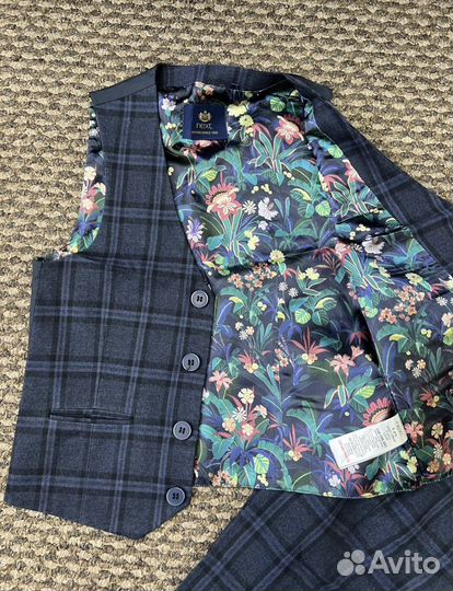 Школьный костюм для мальчика next