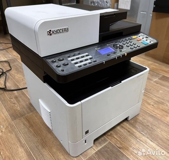 Мфу Kyocera m2040dn пробег 229000 страниц