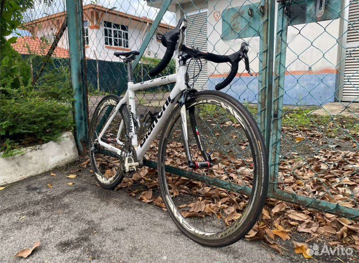 Bianchi 928 Carbon