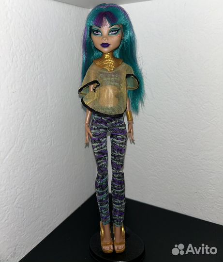 Кукла монстер хай