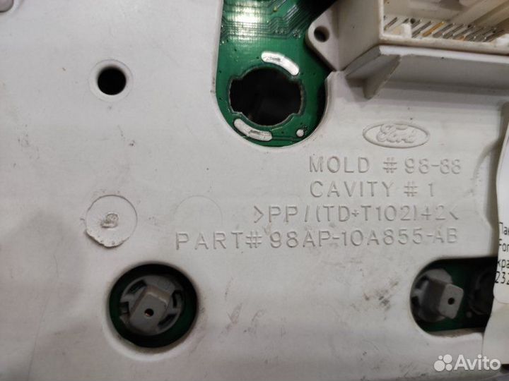 Панель приборов Ford Focus 1 2.0 zetec 2002