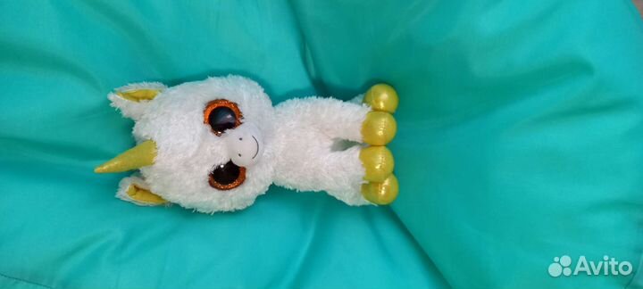 Заяц в костюме