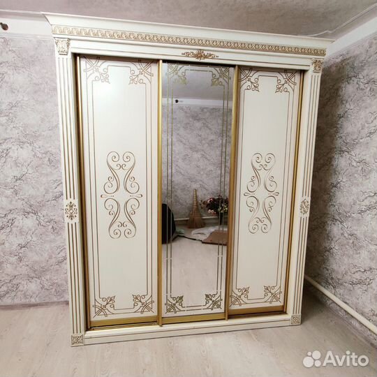 Шкаф «Лиана» / Шкаф