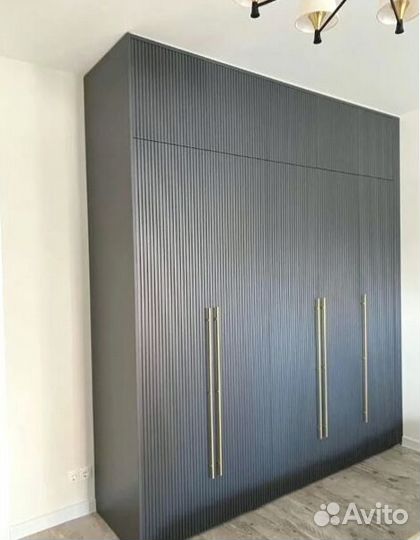 Шкаф на заказ встроенный