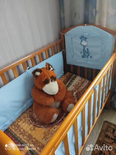 Детская кроватка