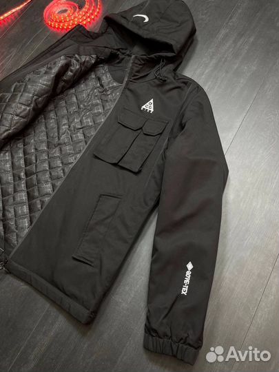 Демисезонная куртка Nike Acg 52 54