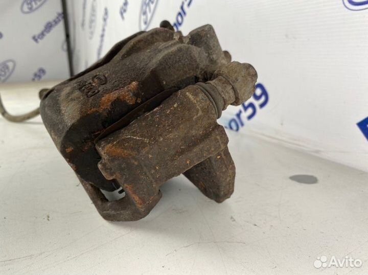 Суппорт передний левый Kia Ceed ED 1.6 (G4FC) 2008